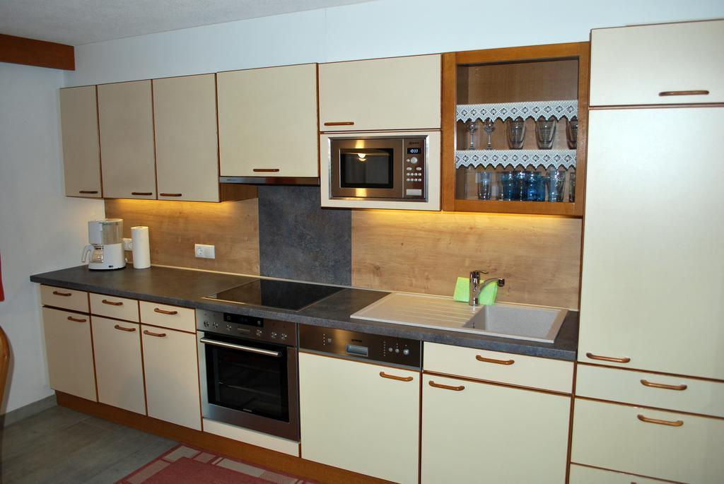 Ferienwohnung Nuener Grins Екстериор снимка